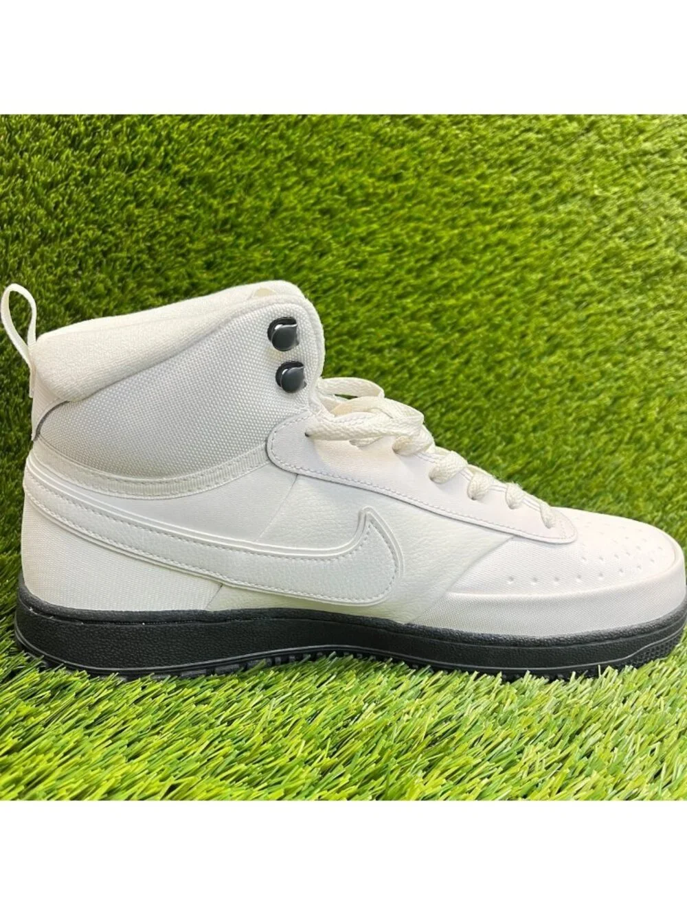 Nike Court Vision Mid Winterized Mens Size 11 Ivory Athletic Shoes Sneaker Boots